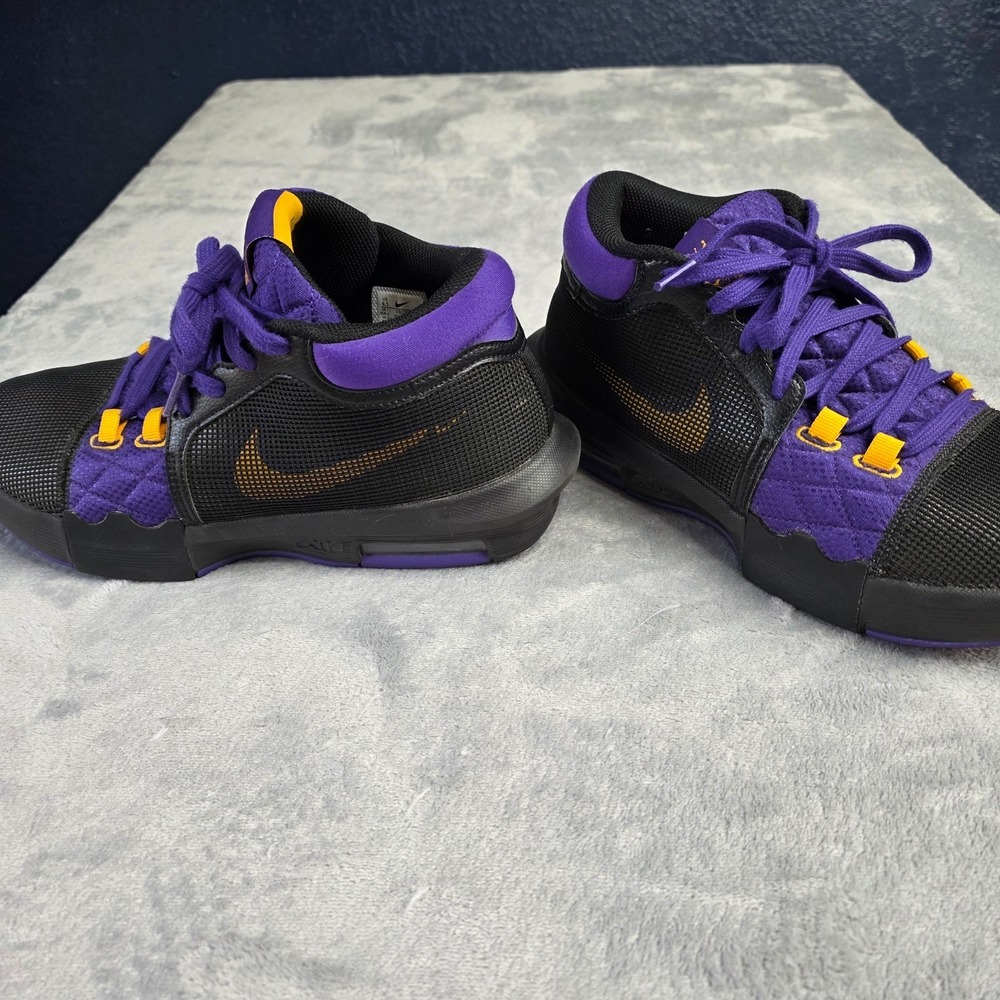 Nike Mens LeBron Witness 8 FB2239-001 Black Basketball Shoes Sneakers Size 8.5 - Picture 3 of 7